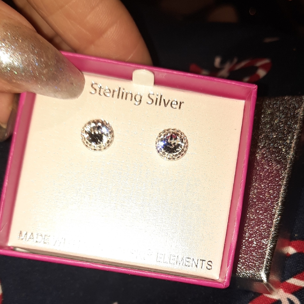 Genuine Swaroski Elements Sparkling Solid Sterling Silver Stud Halo Earrings